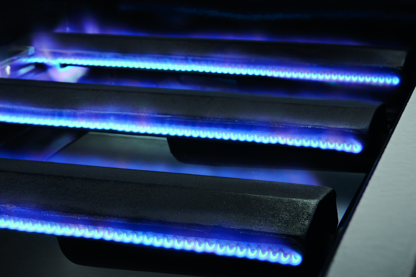 1200E Series - 3 Burner BBQ & Side Burner Trolley