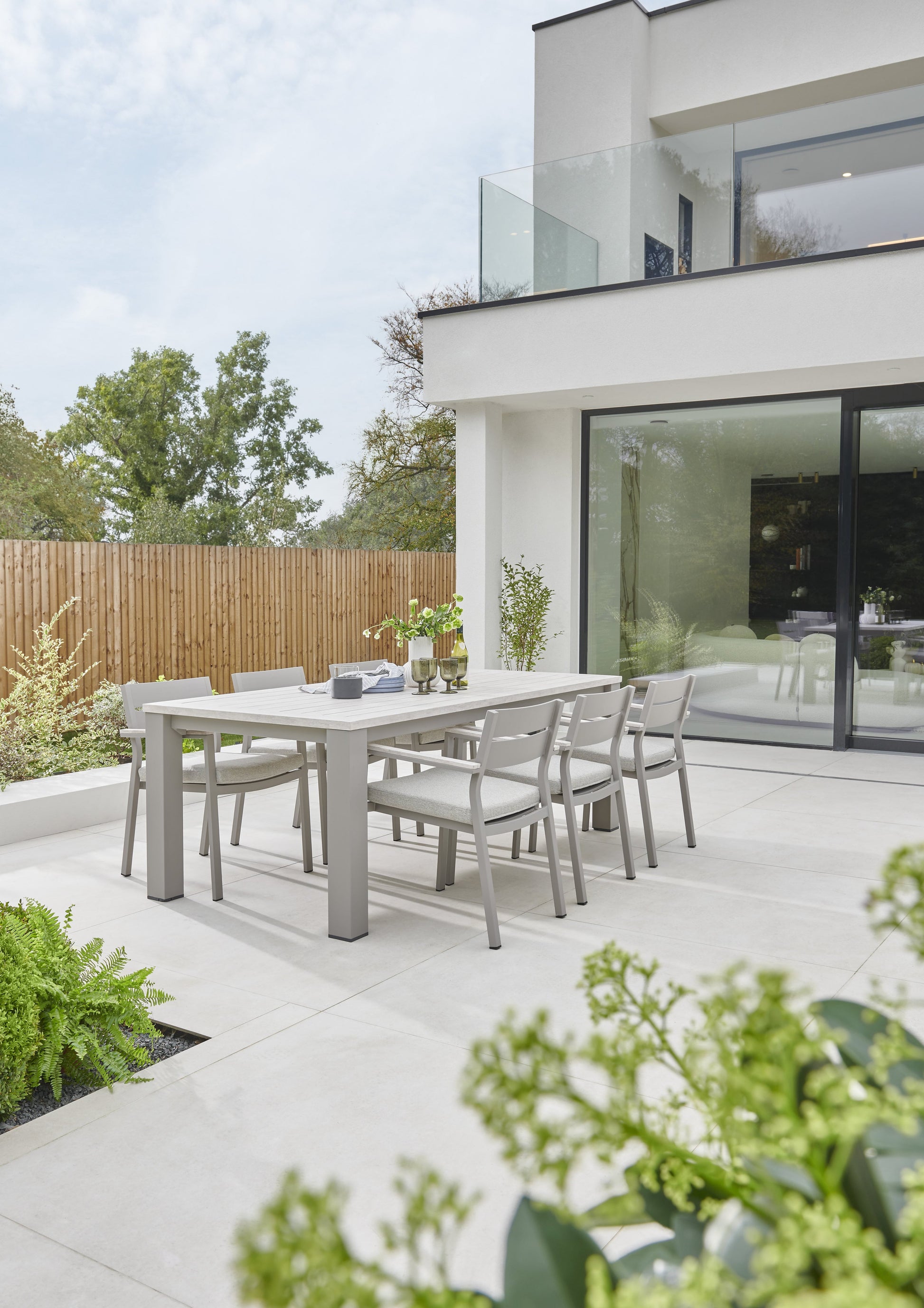 Marina 6-Seat Dining Set