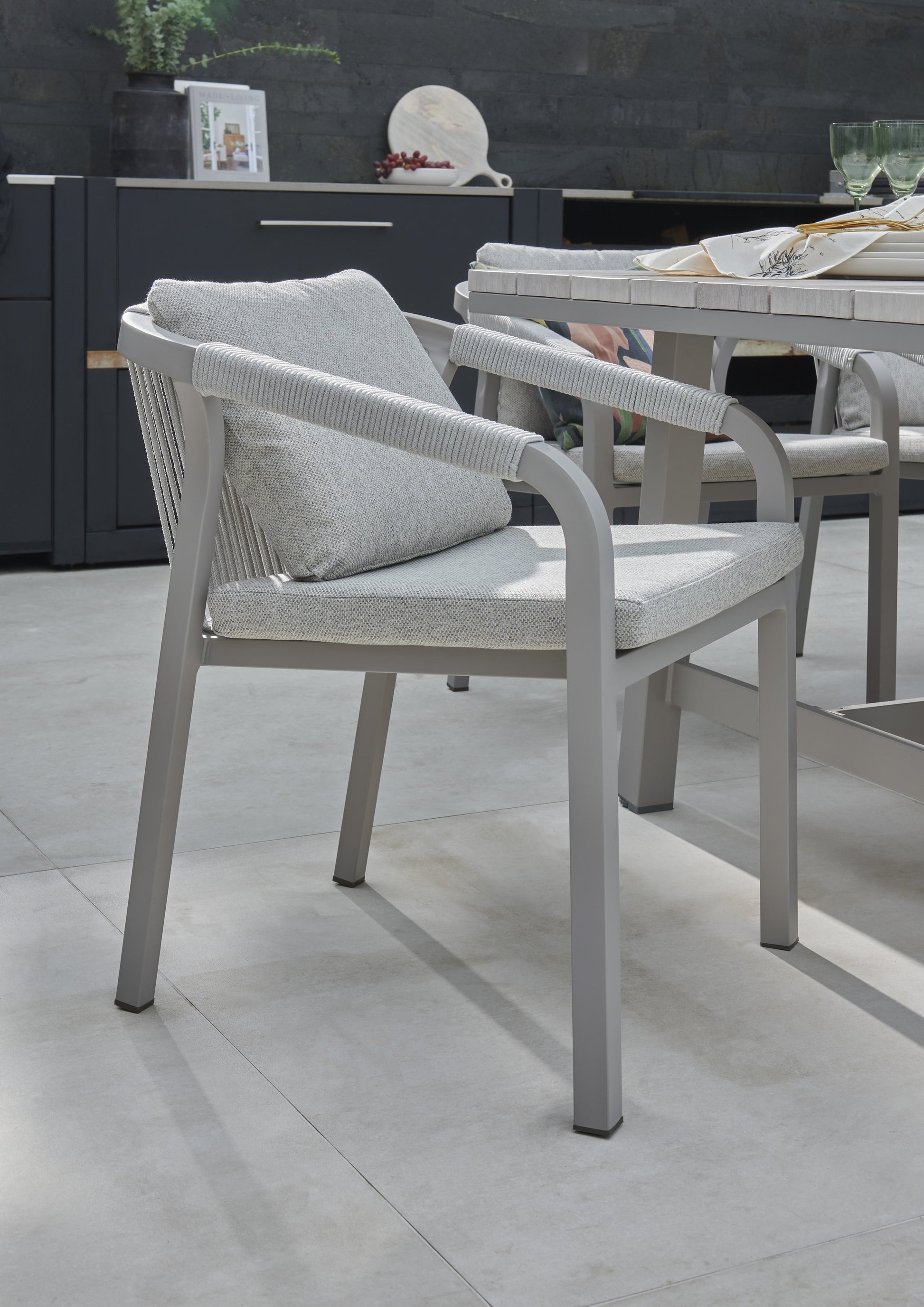 Como 6-Seat Dining Set