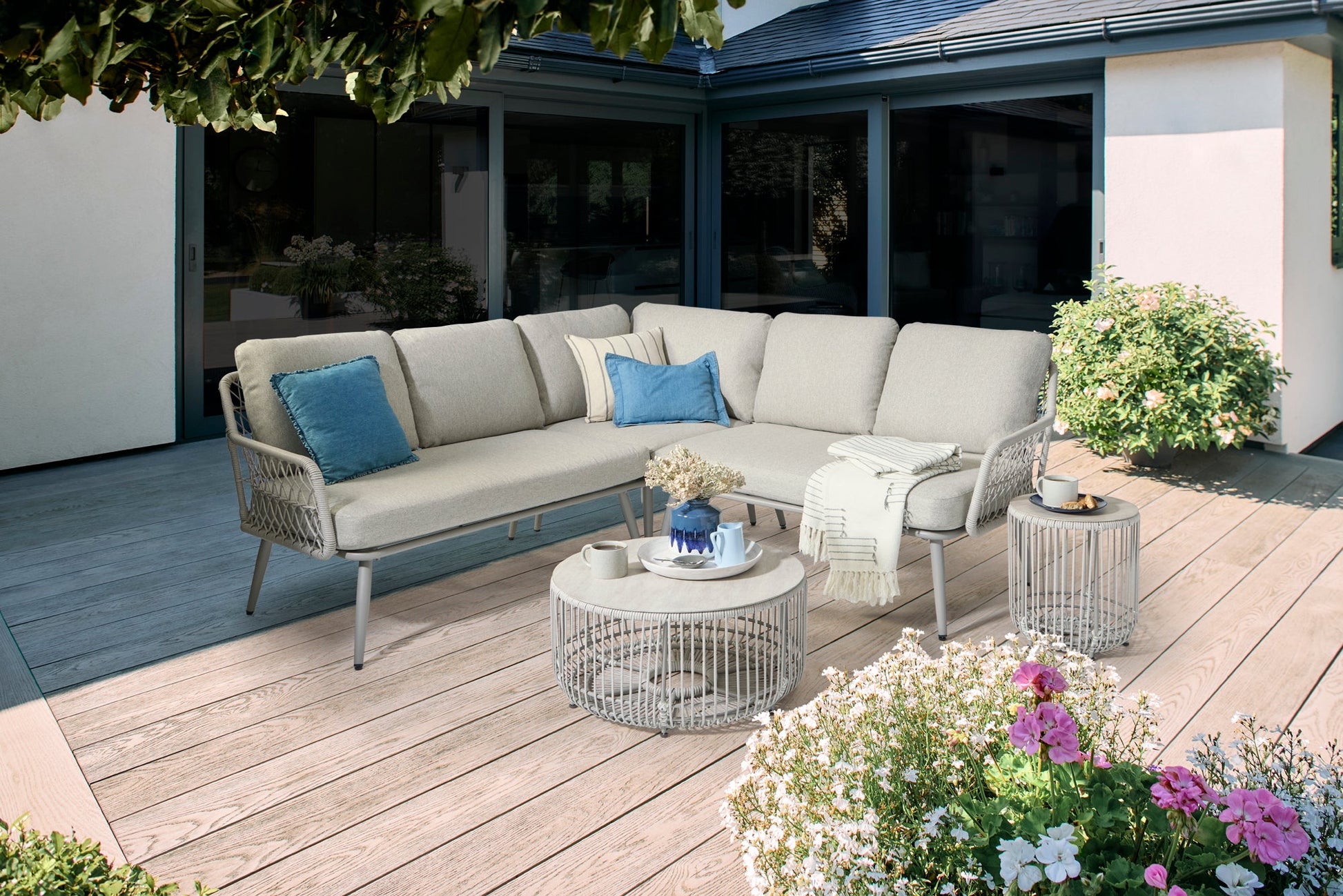Toulon 4-Seat Corner Set