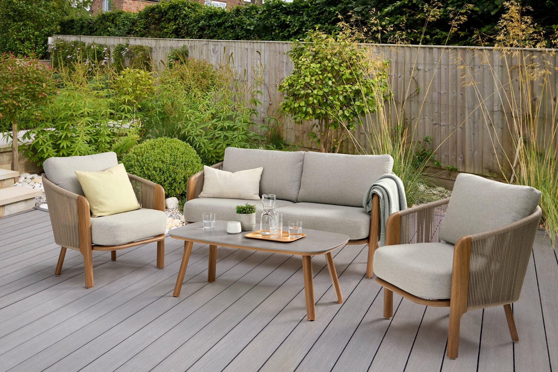 Cres Lounge Set